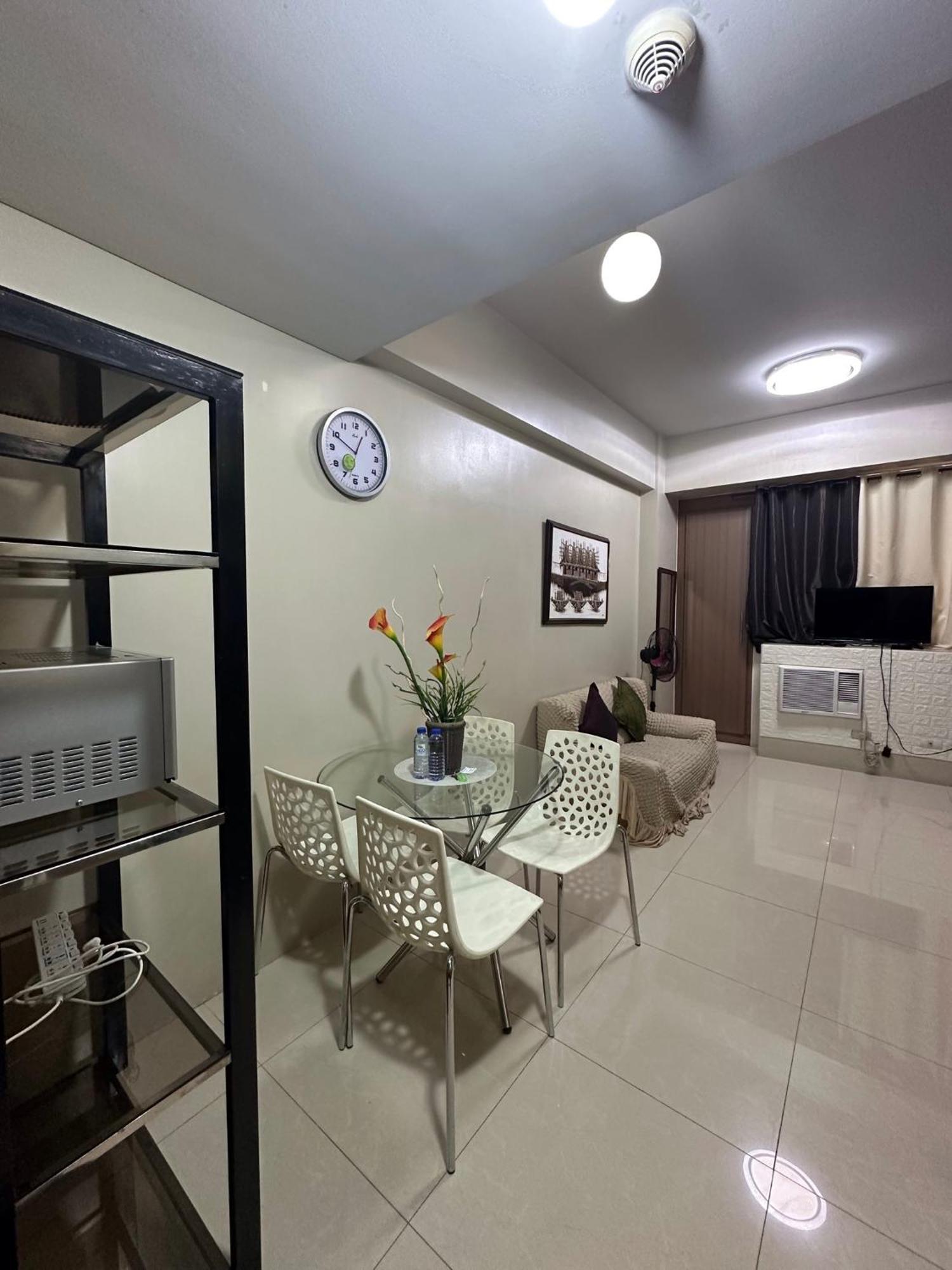 Condo 1 Palm Tree Across Naia T3 Pasay Exterior foto